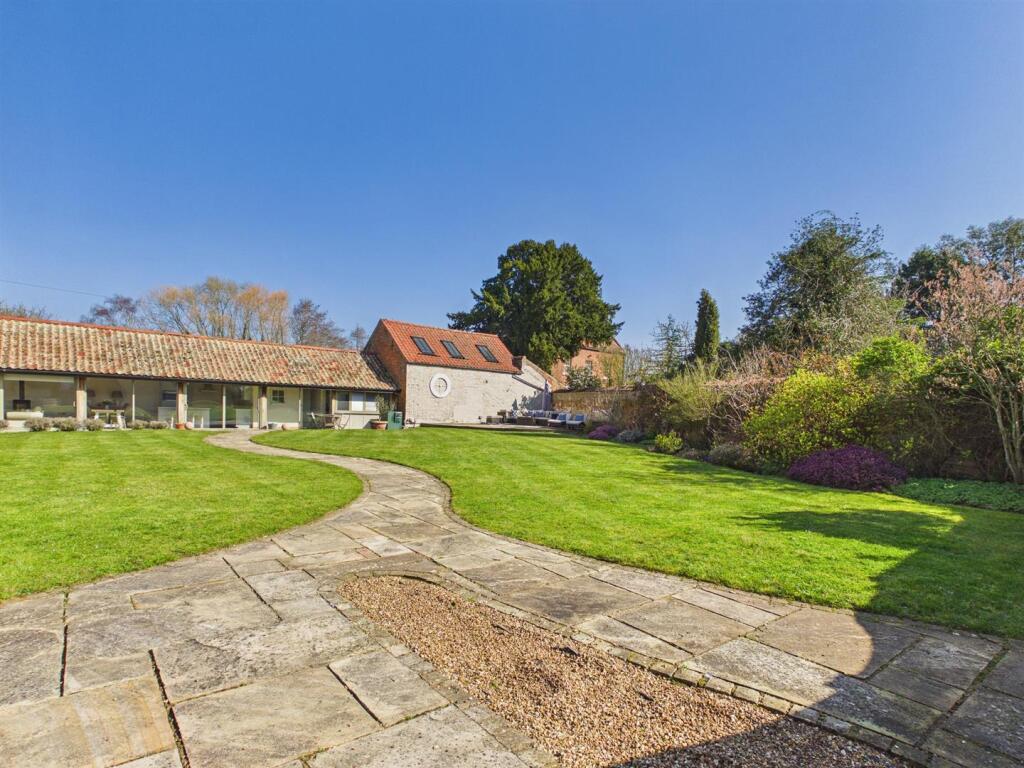House in King's Lynn and West Norfolk, Runcton Holme - View 3