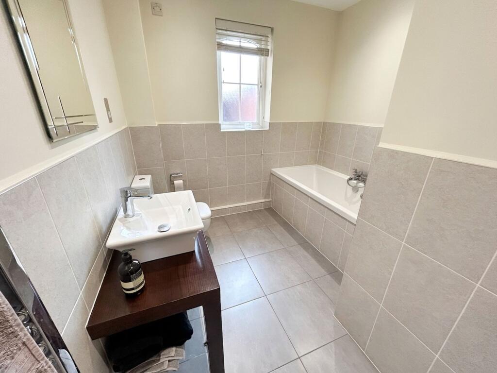 Apartment in Warrington - View 4
