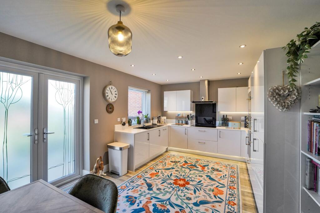 House in Swindon - View 3