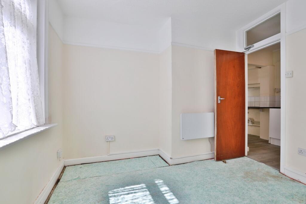 Apartment in Bournemouth - View 4