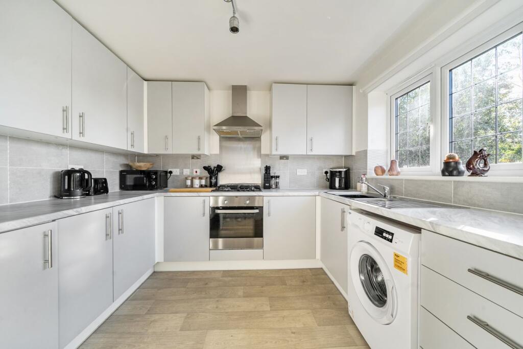 House in Langford, Central Bedfordshire - View 3