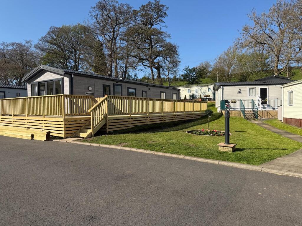 Main image of property: MIll Lane, Hawksworth, Leeds, LS20 8PQ
