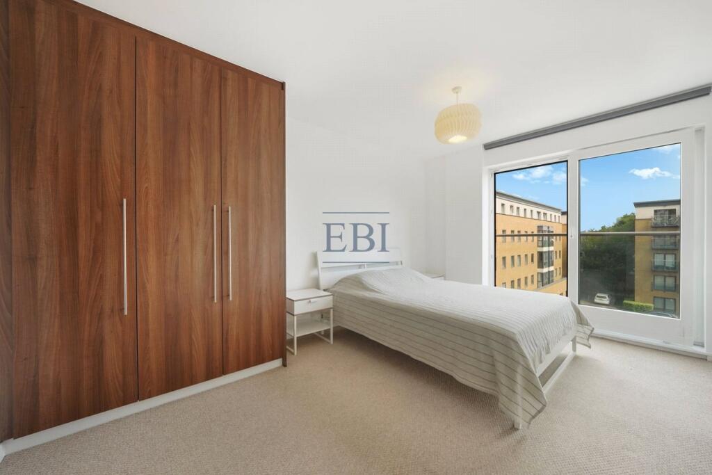Apartment in London - More