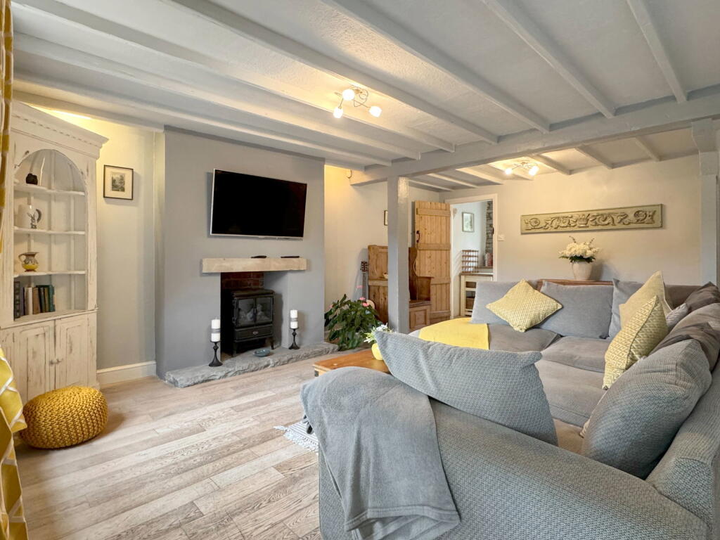 House in Stockport - View 3
