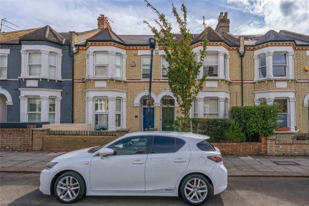 Apartment in London - View 2
