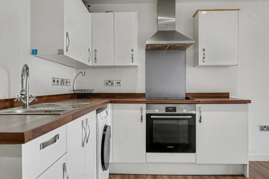 Apartment in Coventry - View 4