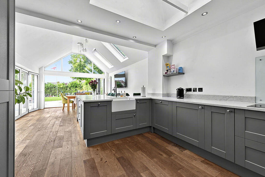 St. Hellens Road, Drayton photo 4