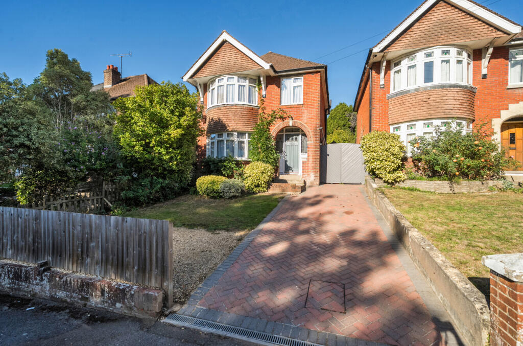 Main image of property: Glenfield Avenue, Bitterne, Southampton, Hampshire, SO18