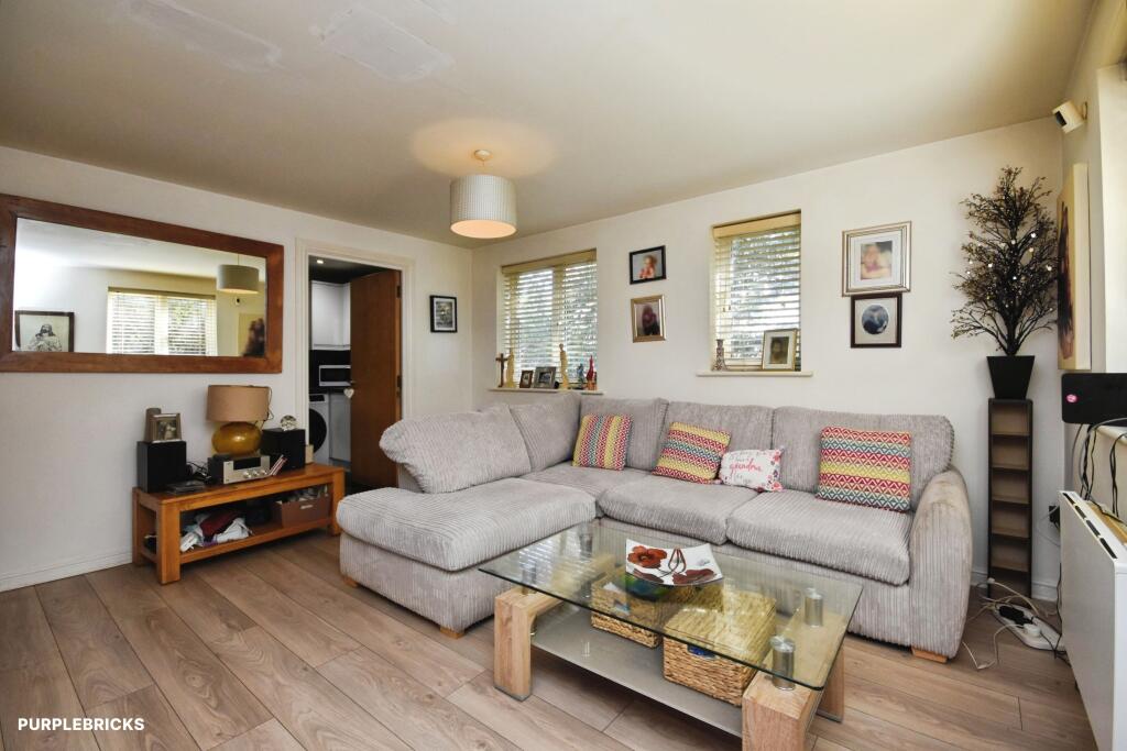 Apartment in Chelmsford - View 3