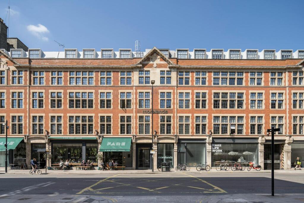 Morelands, Old Street