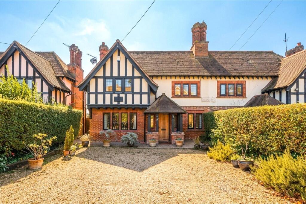 Main image of property: Colchester Road, Halstead