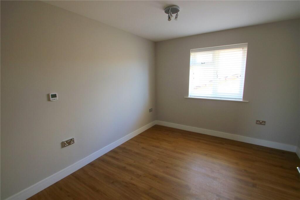 Apartment in Bristol - View 4