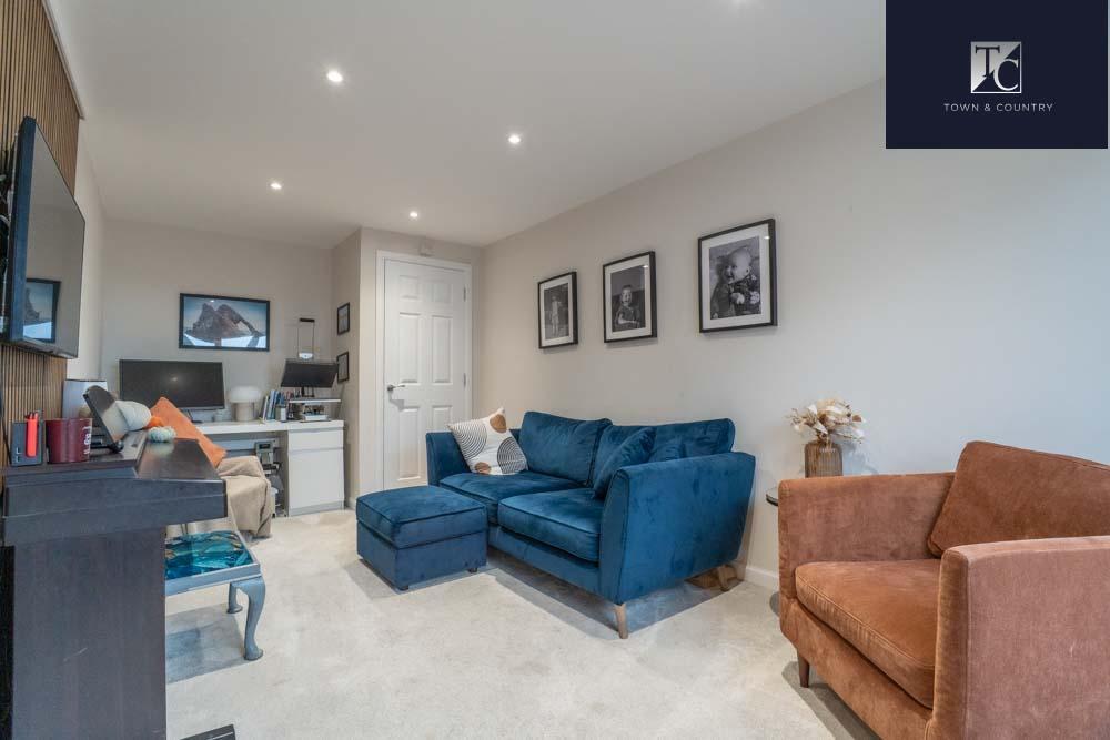 House in Kirkintilloch, Langmuir - View 3