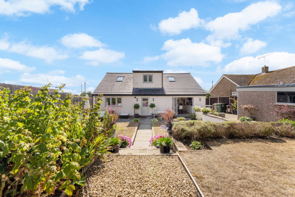 House in Peterborough - View 2