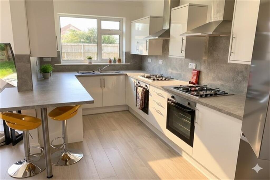 Beswick Avenue, BH10 photo 2