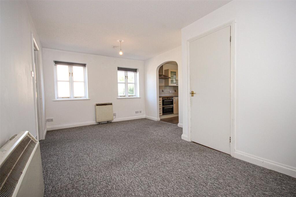 Apartment in Charmouth - View 2