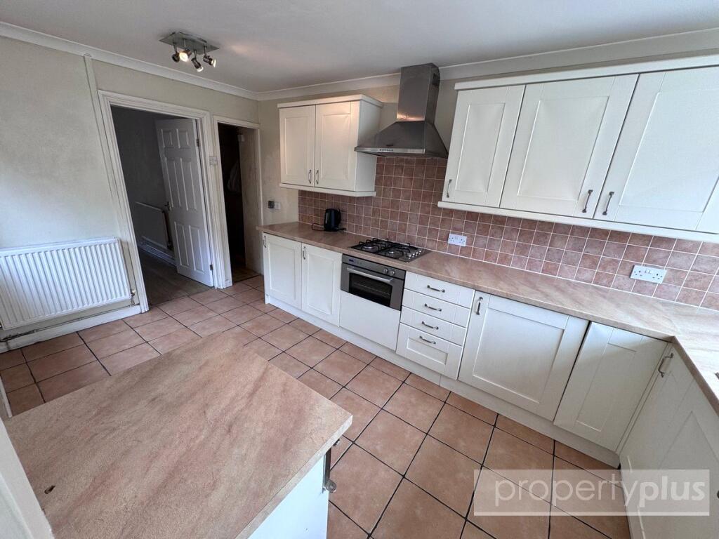 Spencer Place, Pontypridd, CF37 - View 3