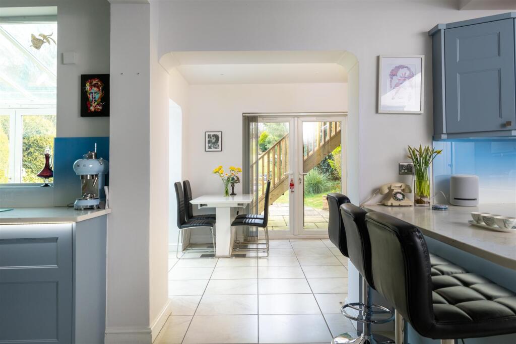 Norton Road, Iverley, Stourbridge photo 3