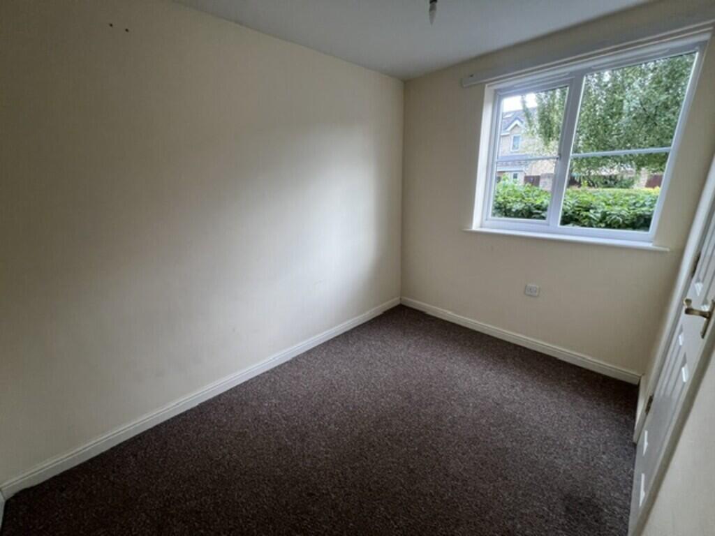 Waterloo Court, Laughton Common photo 5