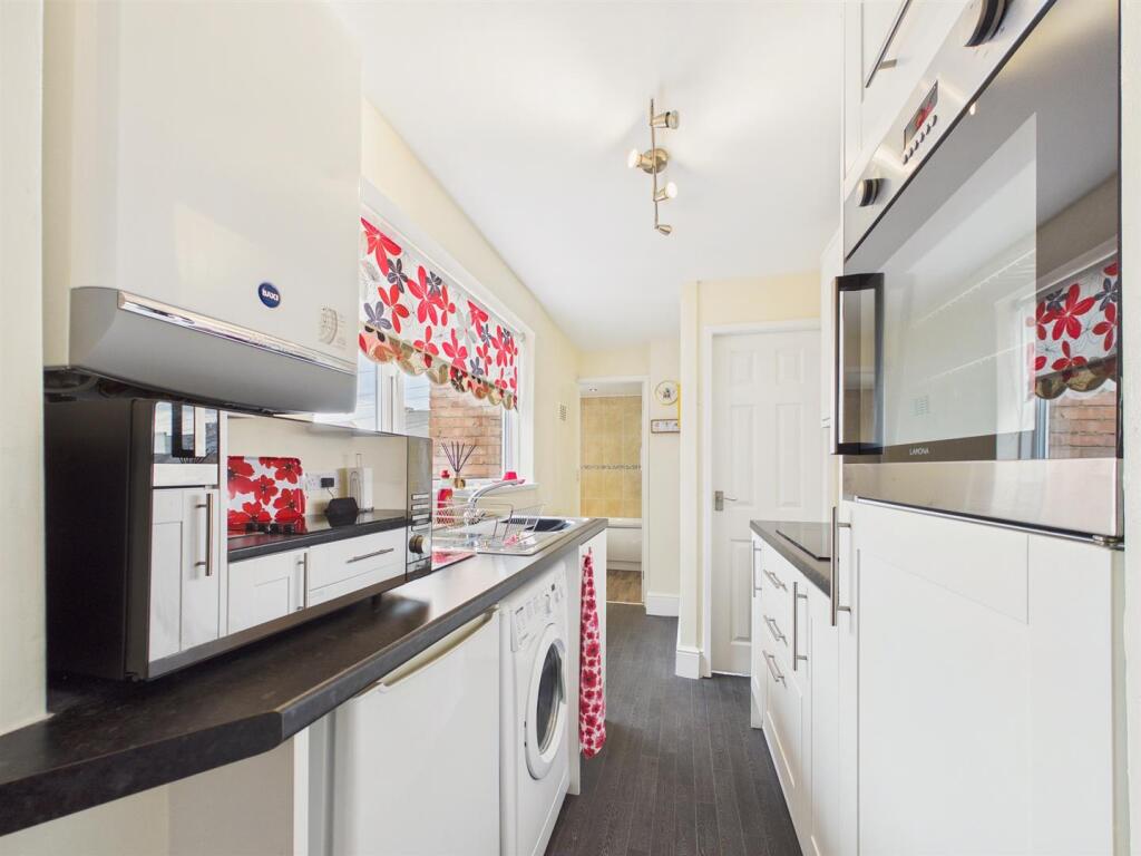 Inskip Terrace, Gateshead - More