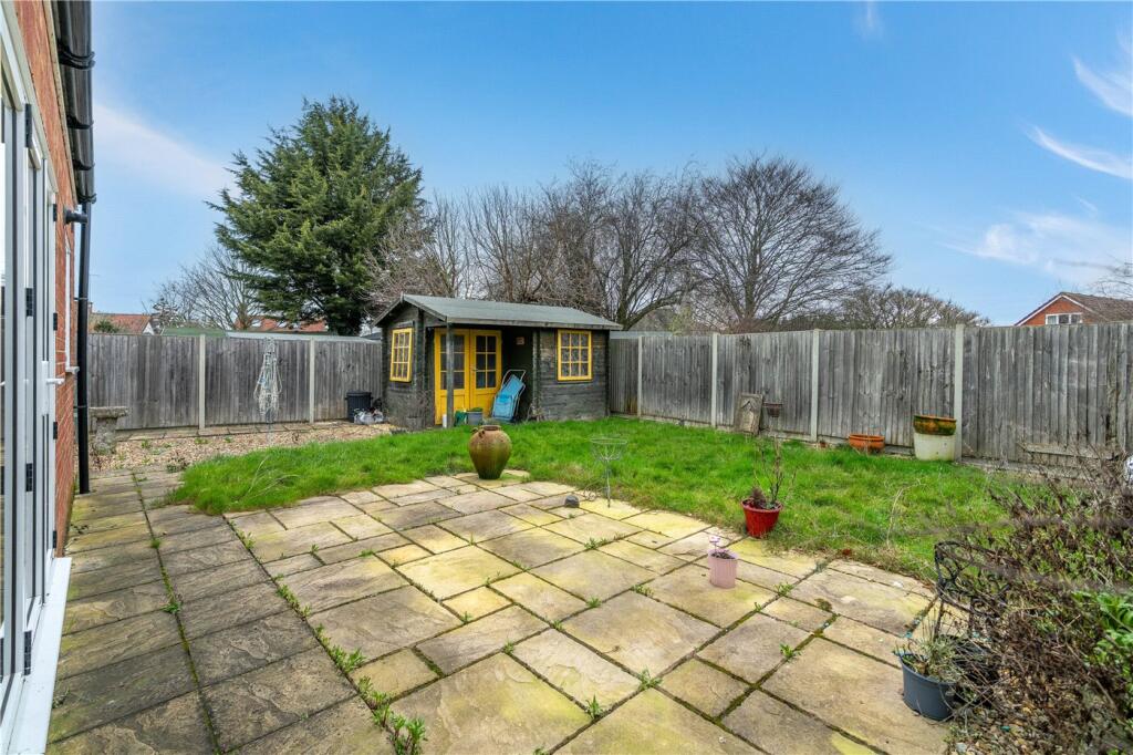 South Road, Bourne, Lincolnshire, PE10 photo 2