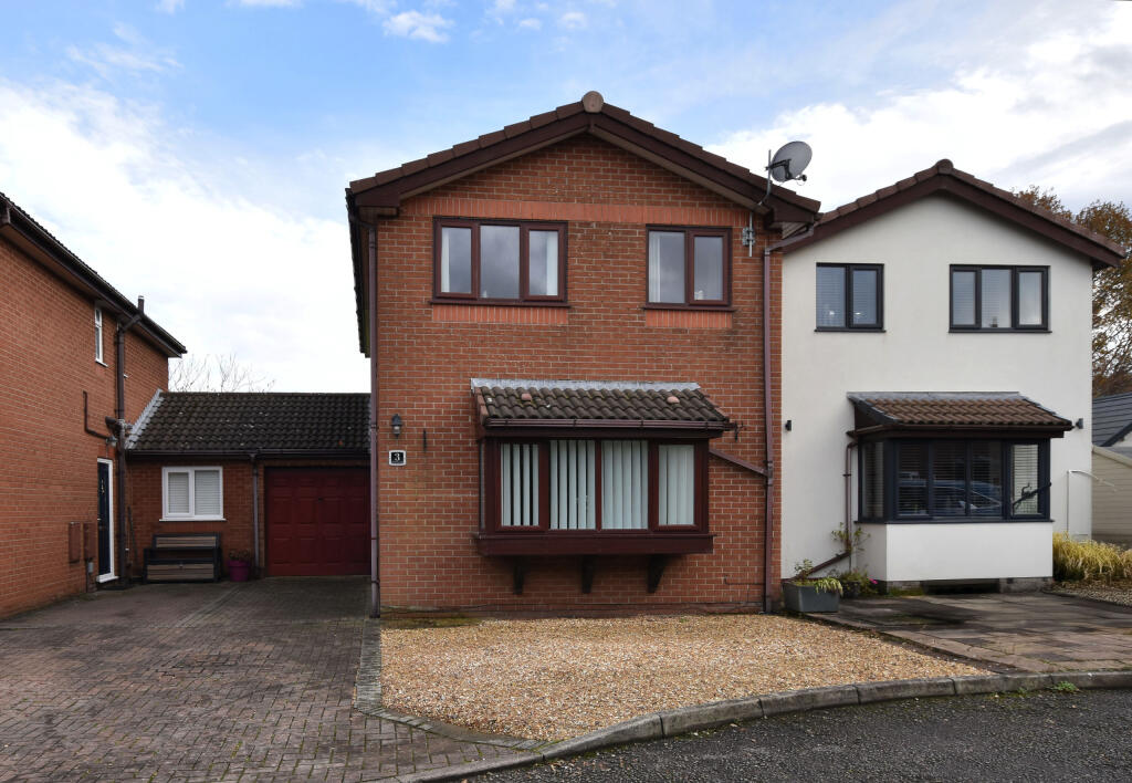 Pavilion View, Croston, Leyland, Lancashire photo 2