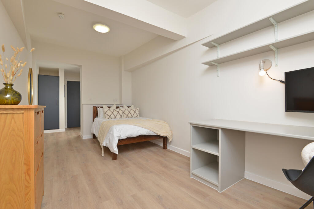 Flat 8, Isca Lofts, Exeter, EX4 - More