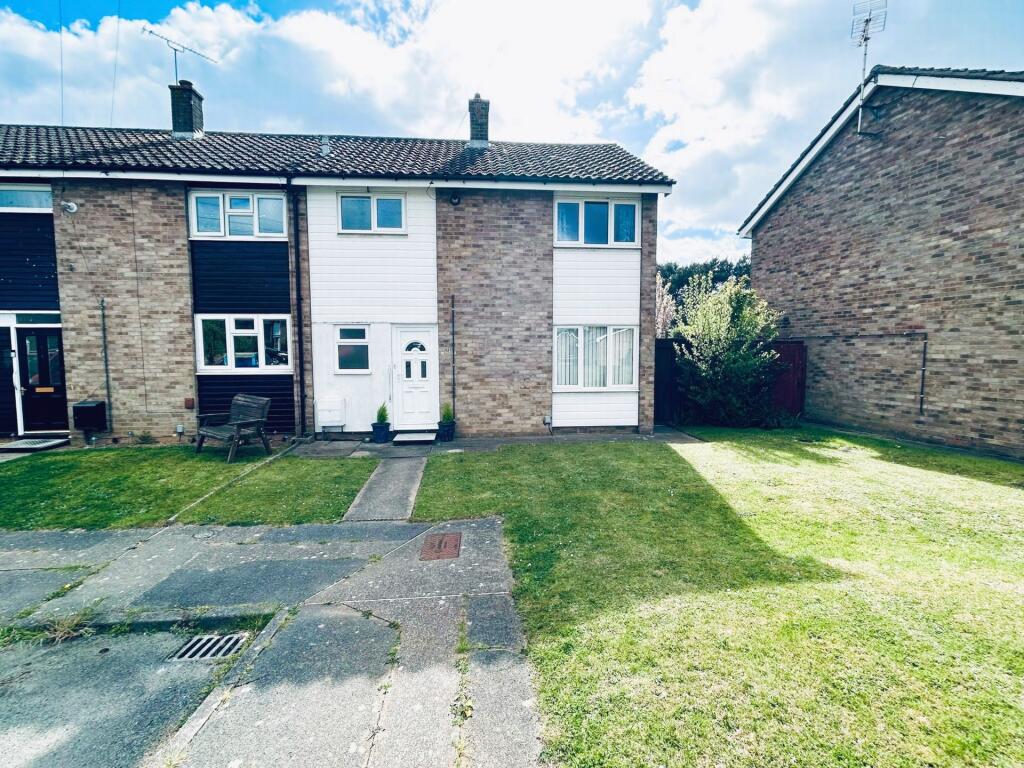 Main image of property: Stennetts Close, Trimley St Mary, IP11