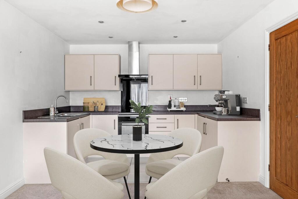 Additional image 8 of Corinthian Court, Alcester, B49