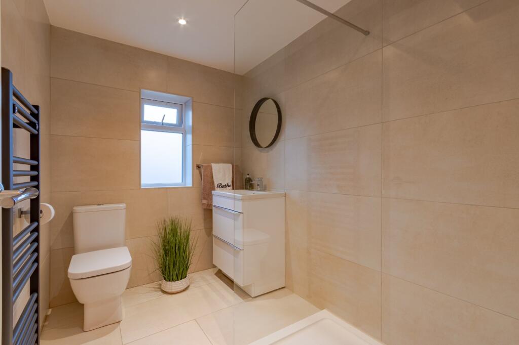 House in Bradford, Keighley - More