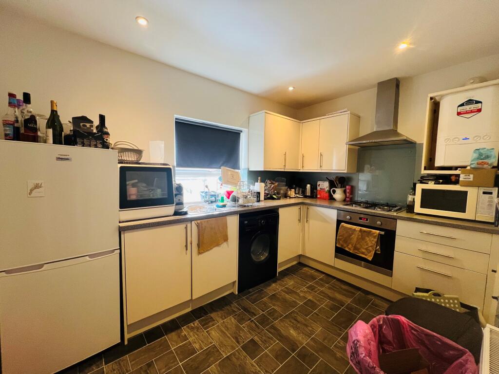 Apartment in Peterborough - View 3