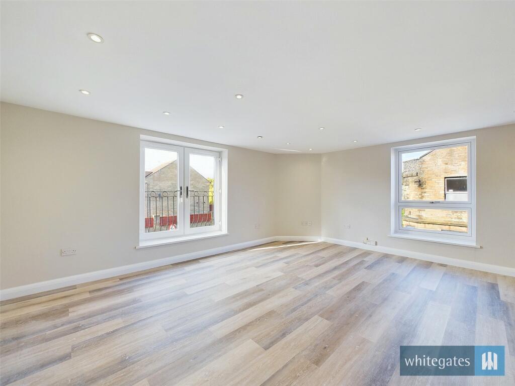 Apartment in Bradford - View 5