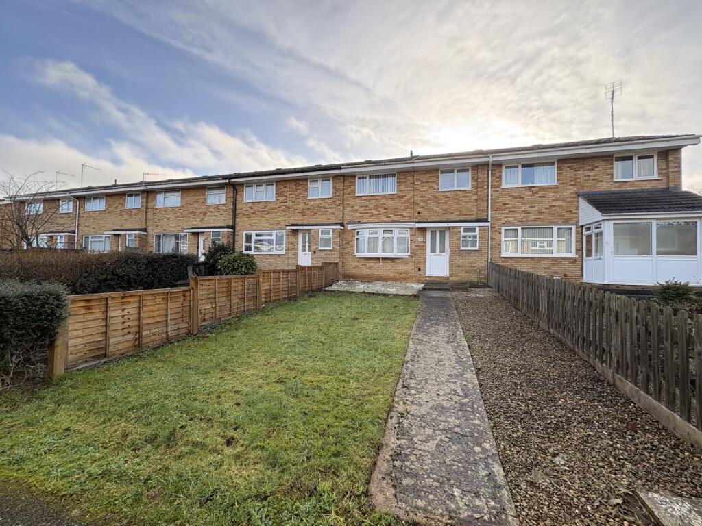 Main image of property: 34 Evenlode Banbury OX16 1PE