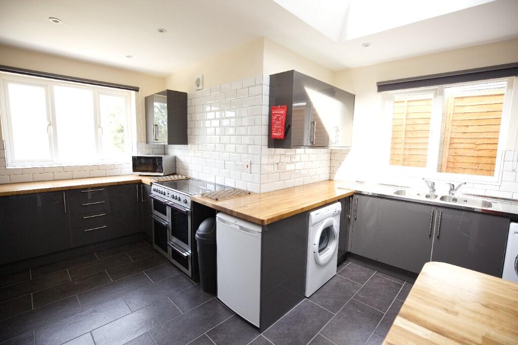 House in Brighton, Bevendean - View 2