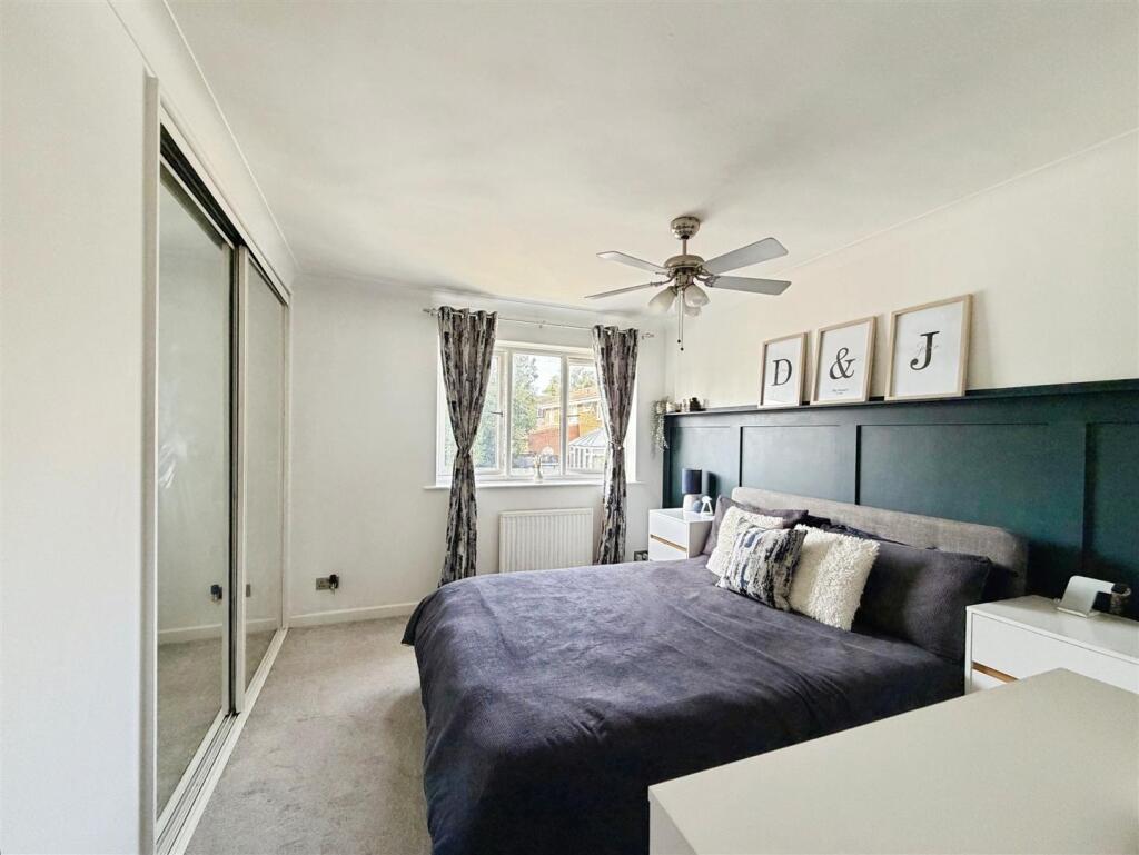 House in Rochester - View 5