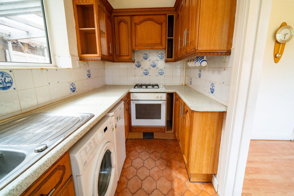 Stratford Road, Shirley, Solihull, B90 4BE - More