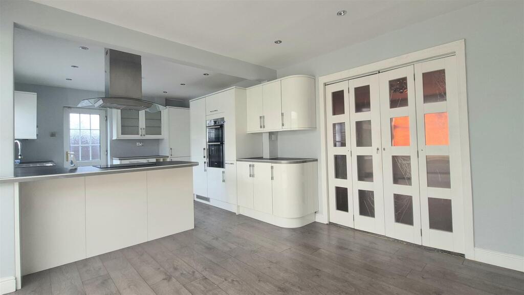 House in Milton Keynes, Water Eaton, Bletchley and Fenny Stratford - View 4