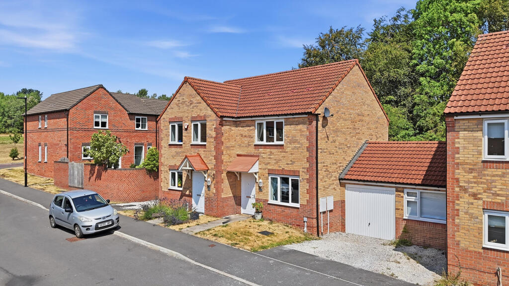 Main image of property: Calders Crescent, Parson Green, Sheffield