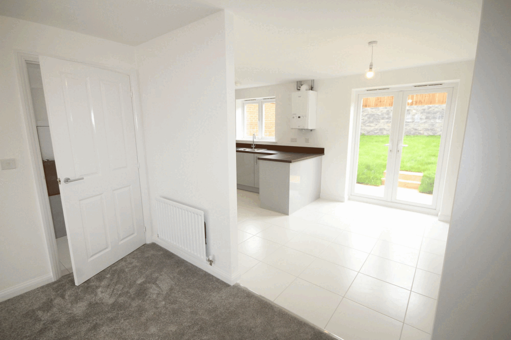 House in Wellingborough - View 3
