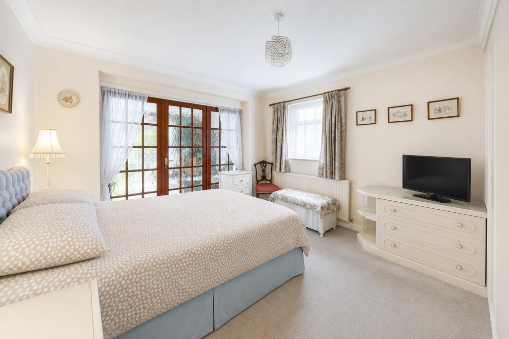 House in Bristol, West Hill - More