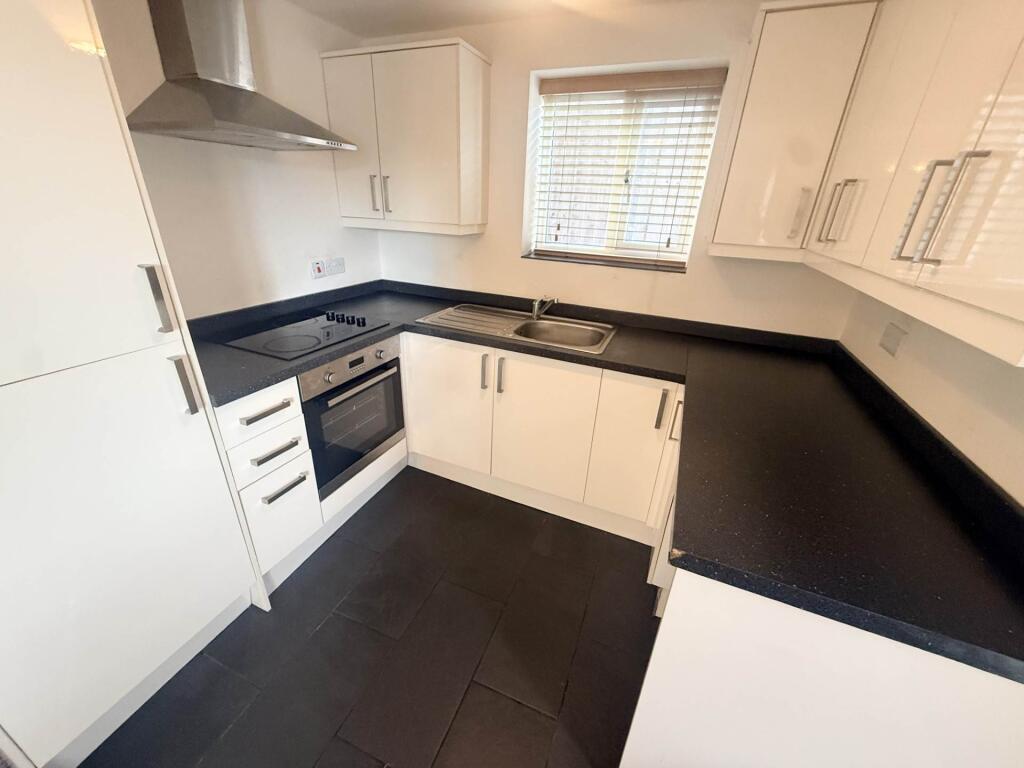 Apartment in Warrington - View 2