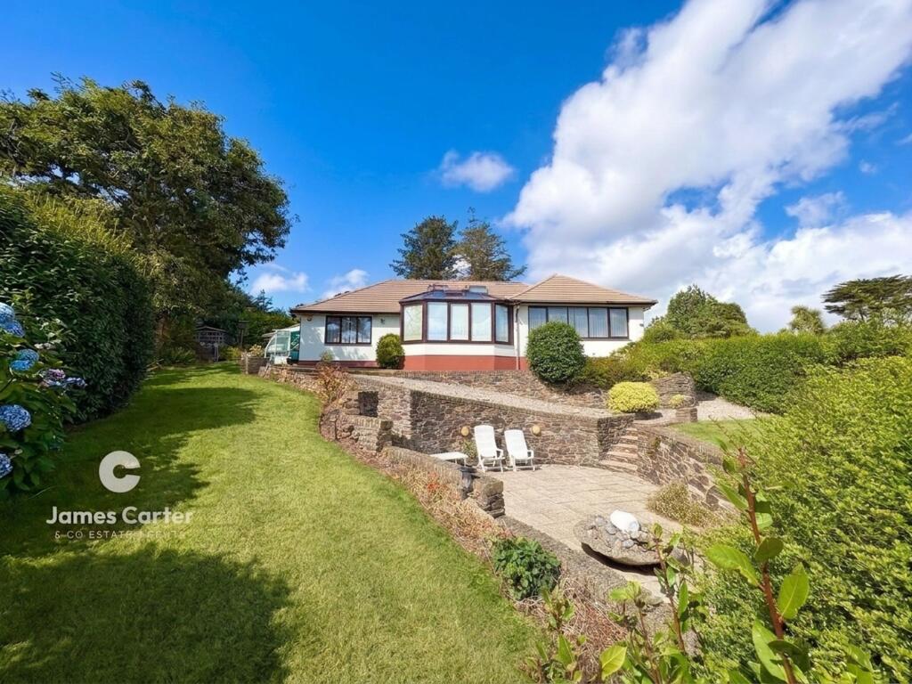 4-bed detached on Maenporth Road, Maenporth, TR11, £1,025,000