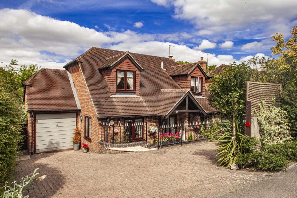 Main image of property: 63 Wallingford Road, Goring on Thames