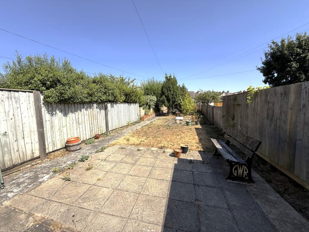 House in Swindon, Okus, Old Town - View 4