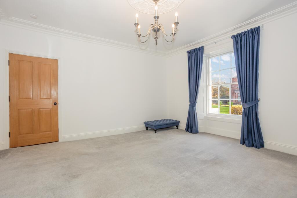 Apartment in Dumfries - More