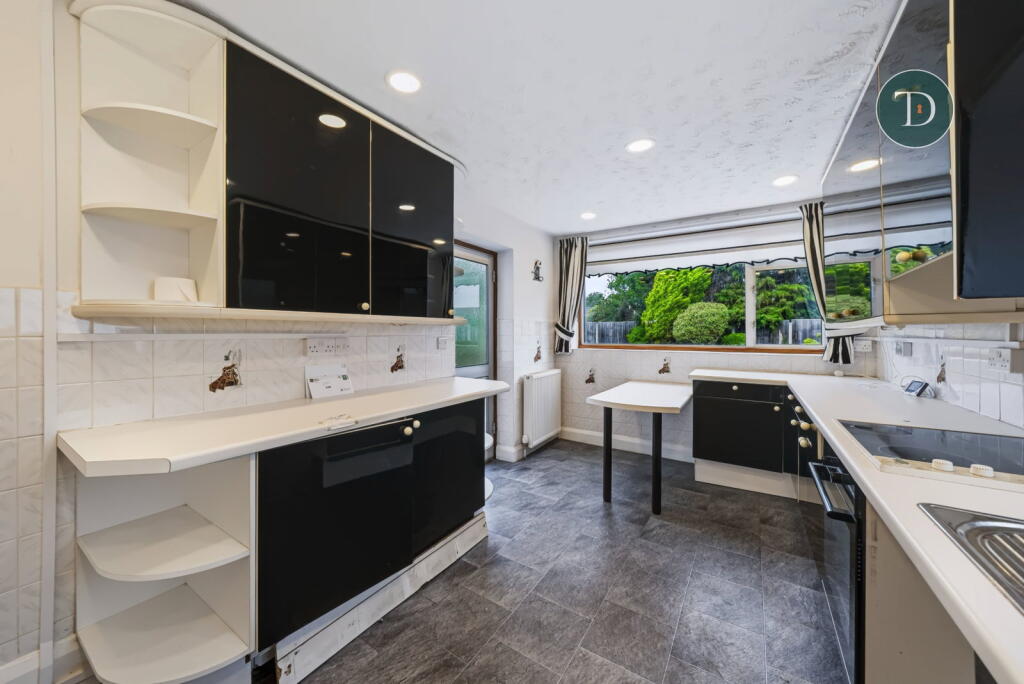House in Ellesmere Port, Rossmore Road West - View 5