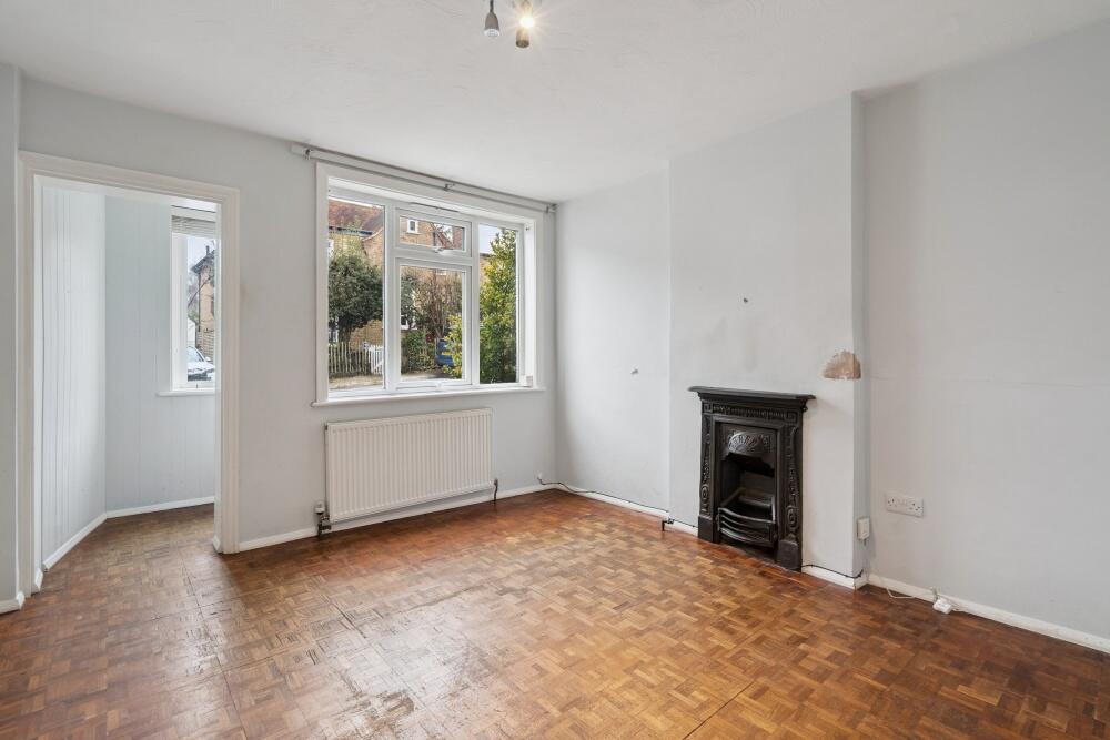 Orchard Grove, Chalfont St Peter, SL9 photo 3