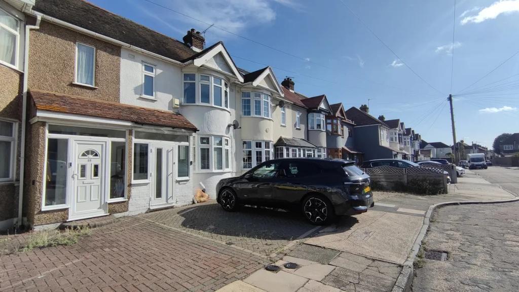 Main image of property: Dunmow Drive, Greater London, RM13 7UD