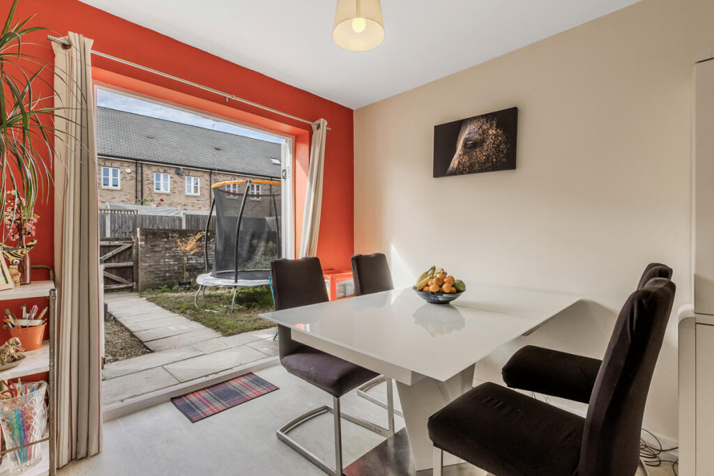 House in London, Oakleigh Park, Whetstone - View 4