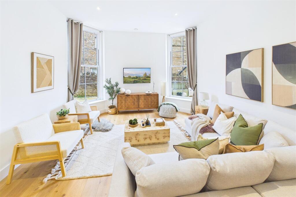 Main image of property: Upper Clevedon living moments from Ladye Bay